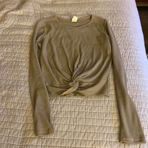 Onzie long sleeve crop top